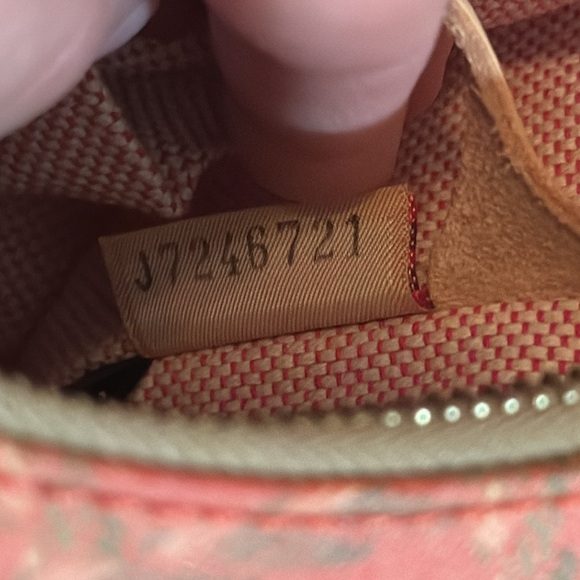 Dooney & Bourke Y2K Red Coated Leather Signature Shoulder Bag - Picture 10 of 10